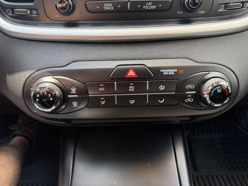 2017 Kia Sorento LX V6