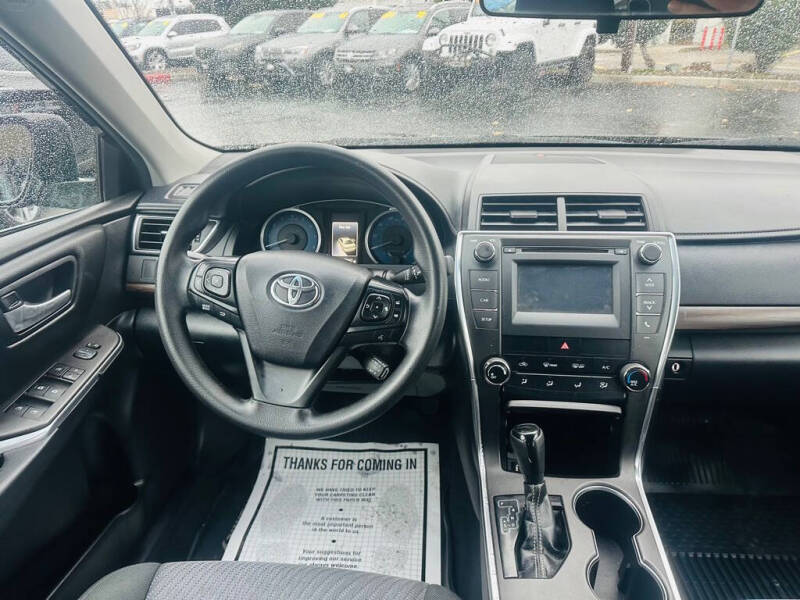 2016 Toyota Camry LE