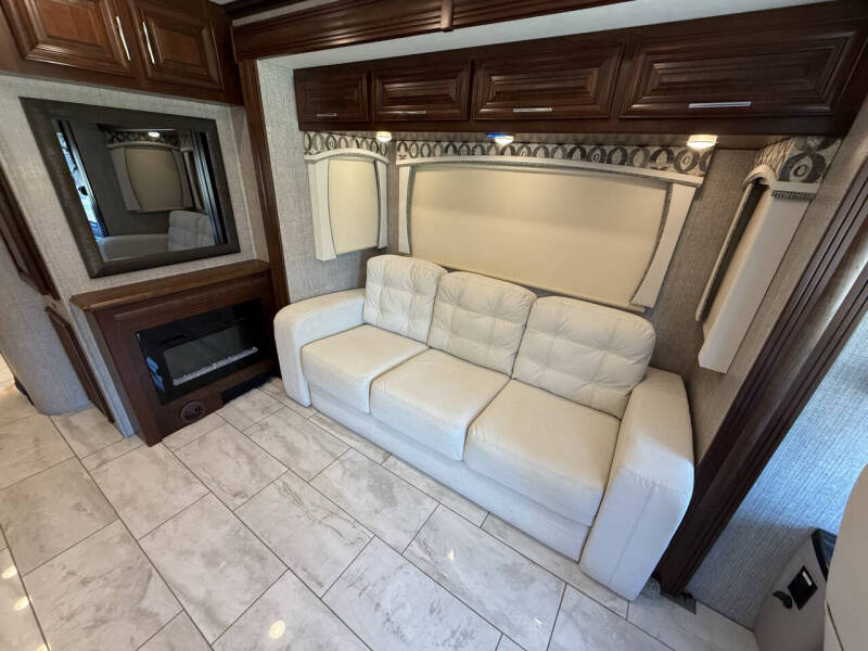 2021 Forest River Berkshire