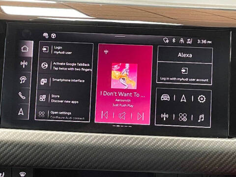 2024 Audi e-tron GT quattro Premium Plus