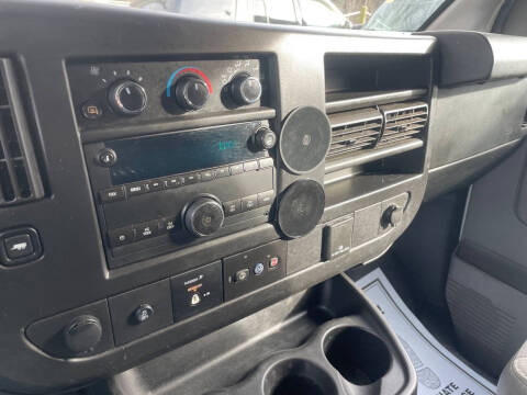 2017 Chevrolet Express 2500