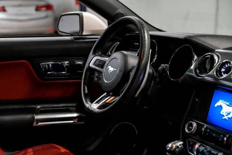 2017 Ford Mustang EcoBoost Premium