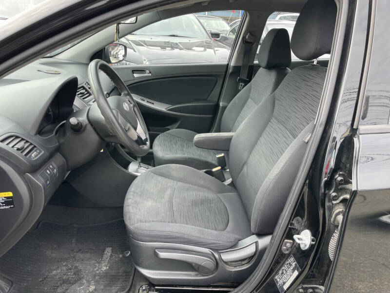 2015 Hyundai Accent GS