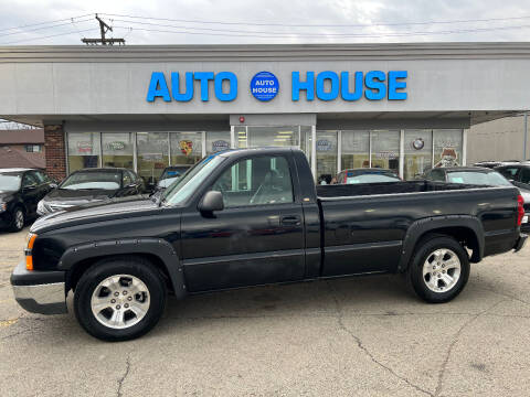 2005 Chevrolet Silverado 1500 for sale at Auto House Motors - Downers Grove in Downers Grove IL