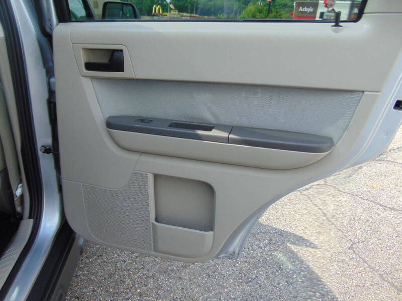 2011 Ford Escape XLT