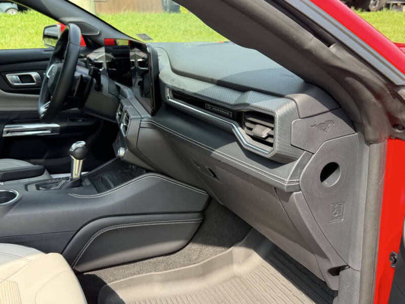 2024 Ford Mustang EcoBoost Premium