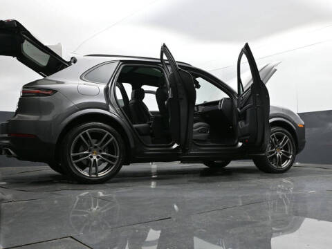 2023 Porsche Cayenne