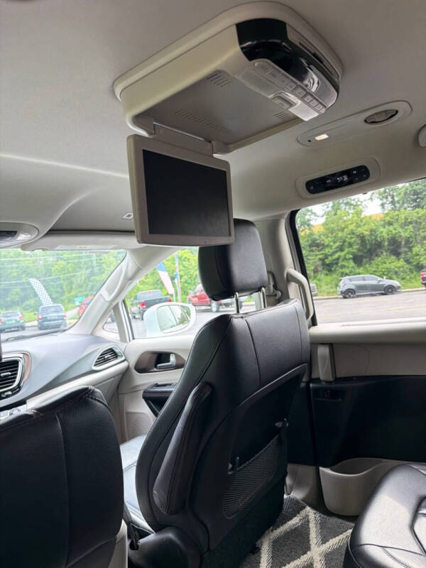 2018 Chrysler Pacifica Touring L