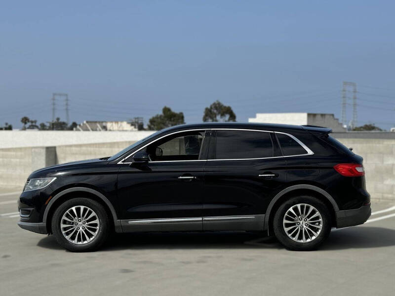 2016 Lincoln MKX Select