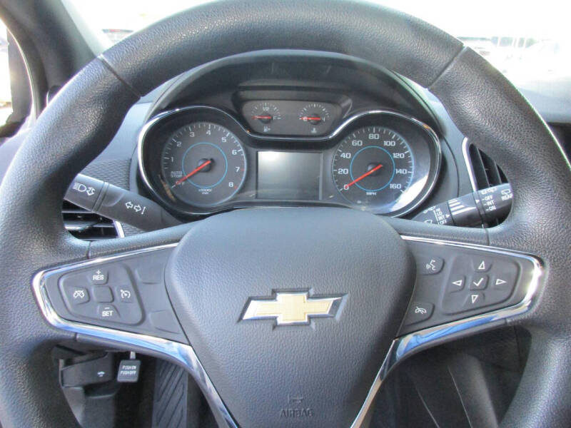 2017 Chevrolet Cruze LT Auto