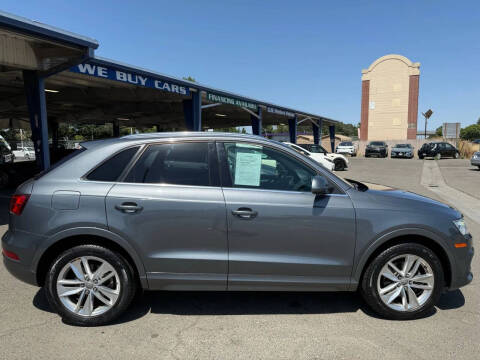 2016 Audi Q3 2.0T Premium Plus