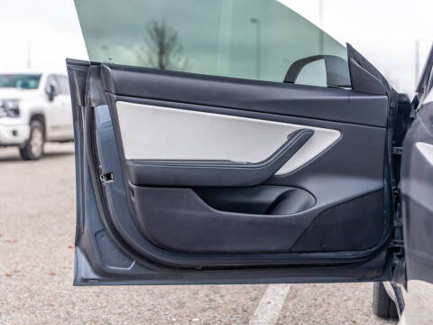 2020 Tesla Model 3 Performance