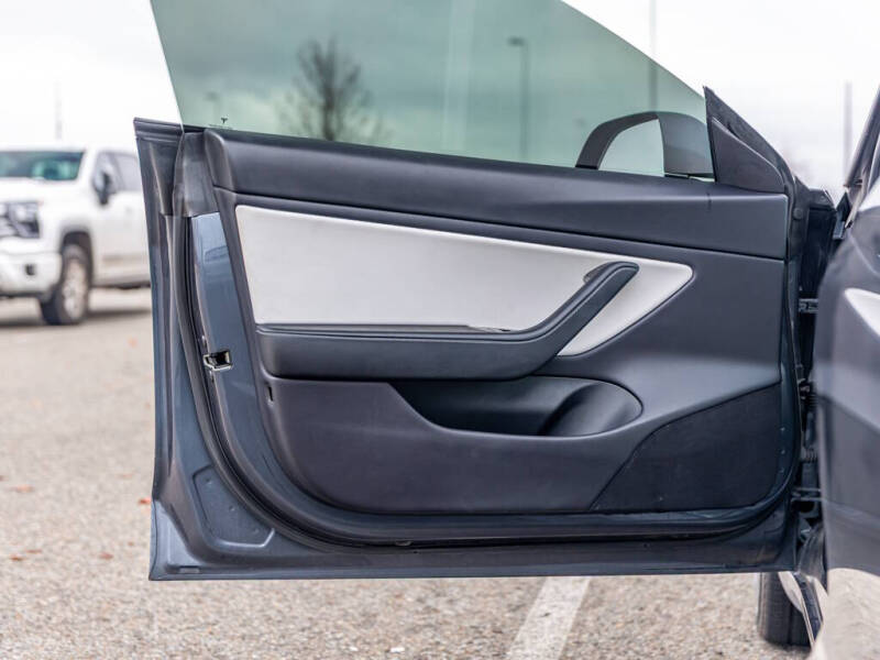 2020 Tesla Model 3 Performance