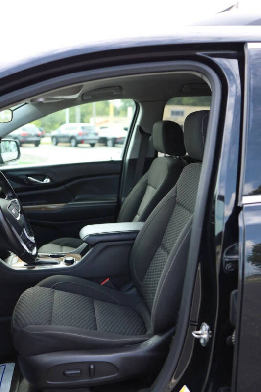 2018 GMC Acadia SLE-2