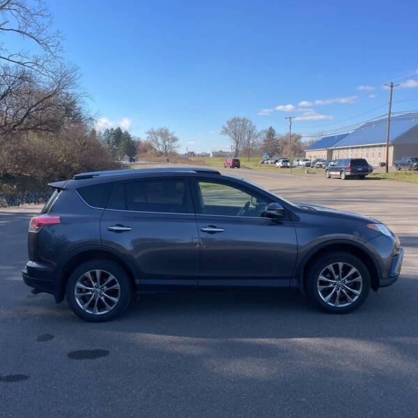 2017 Toyota RAV4 Limited