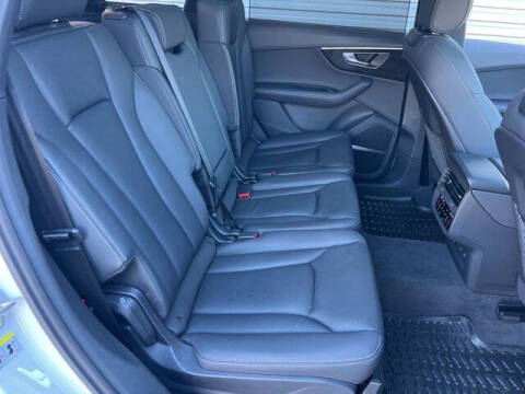 2025 Audi Q7 quattro Premium Plus 55 TFSI