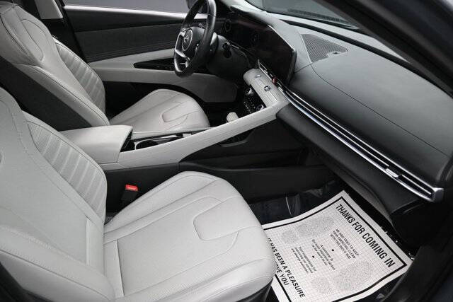 2023 Hyundai Elantra