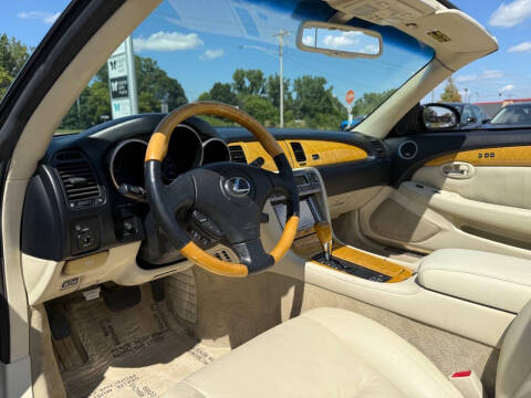 2004 Lexus SC 430