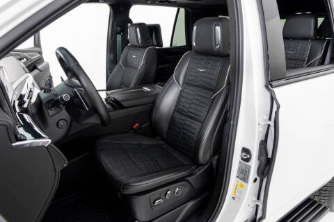 2023 Cadillac Escalade-V