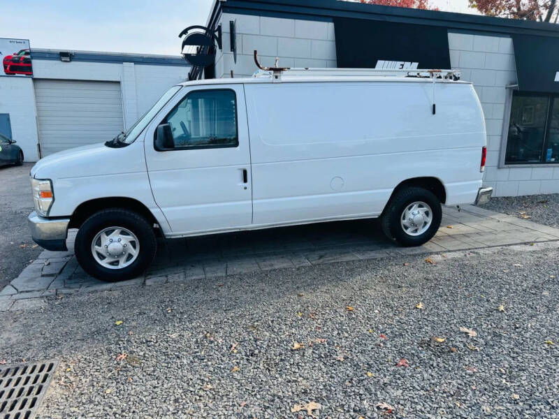 2013 Ford E-Series E-250