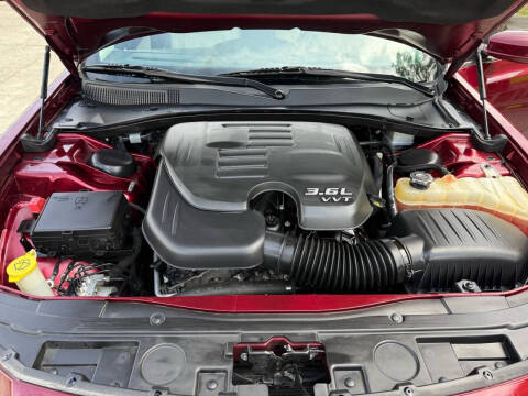 2017 Chrysler 300 Limited