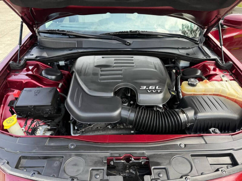 2017 Chrysler 300 Limited