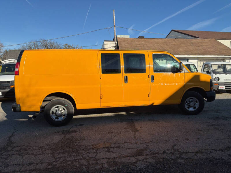 2015 Chevrolet Express 2500