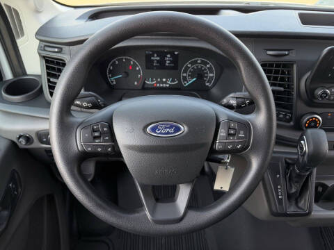 2025 Ford Transit 250