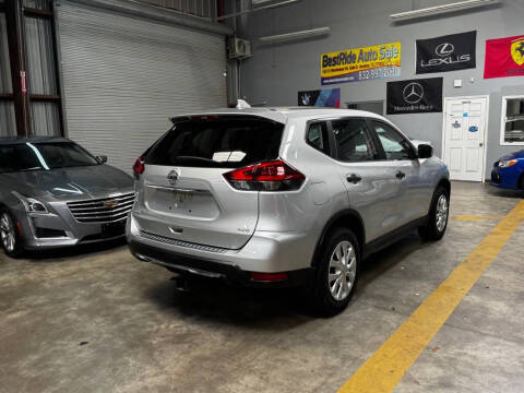 2020 Nissan Rogue S