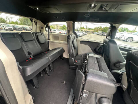 2020 Dodge Grand Caravan SXT