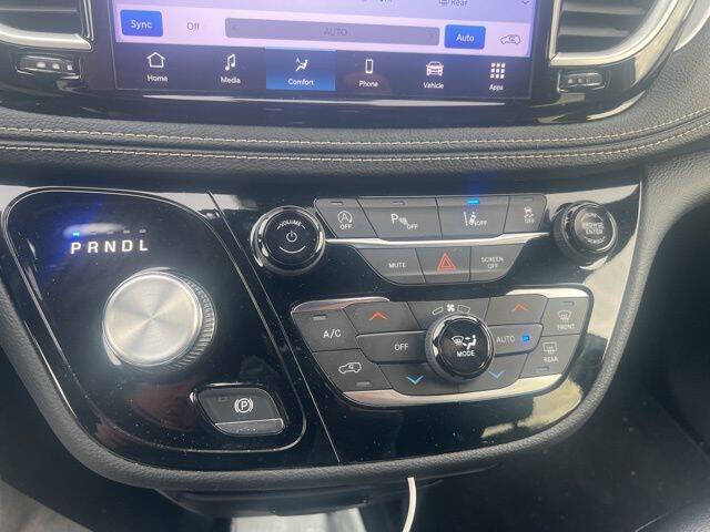 2021 Chrysler Pacifica Touring L