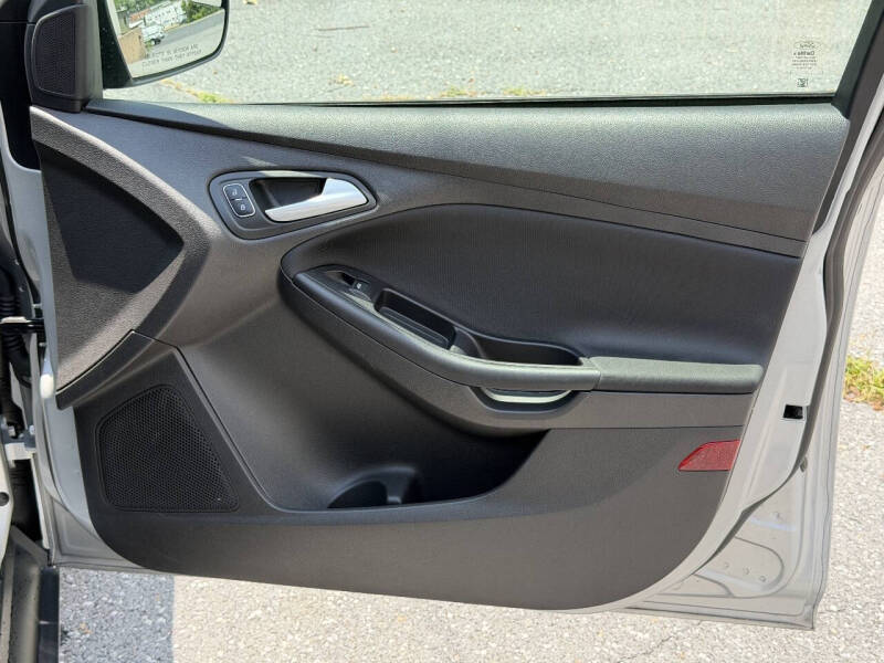 2017 Ford Focus SE
