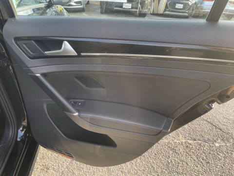 2015 Volkswagen Golf TSI SEL