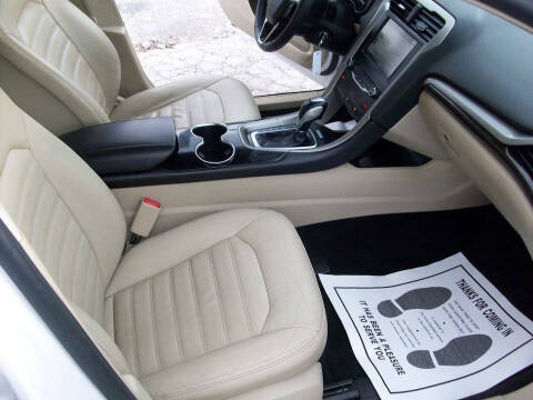 2014 Ford Fusion Hybrid SE