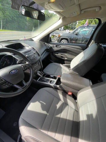 2017 Ford Escape S