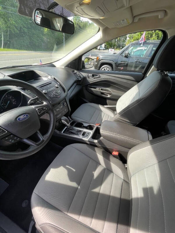 2017 Ford Escape S