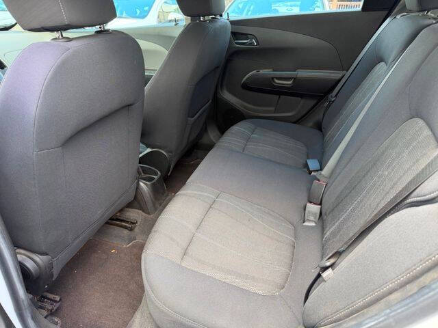 2016 Chevrolet Sonic LT Auto