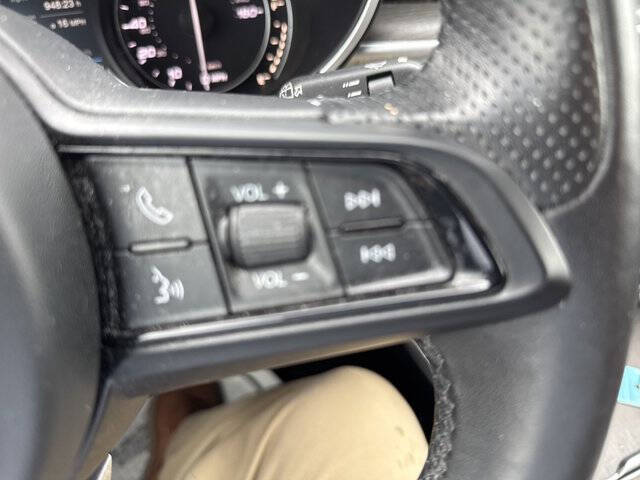 2022 Alfa Romeo Stelvio Ti