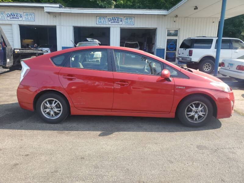 2011 Toyota Prius for sale at Dave's Garage & Auto Sales in East Peoria IL