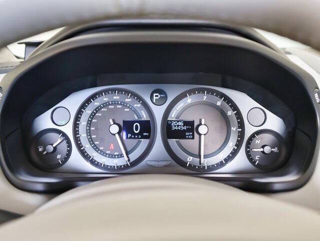 2014 Aston Martin Vanquish Volante