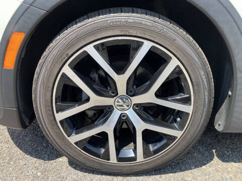 2016 Volkswagen Beetle 1.8T Dune PZEV