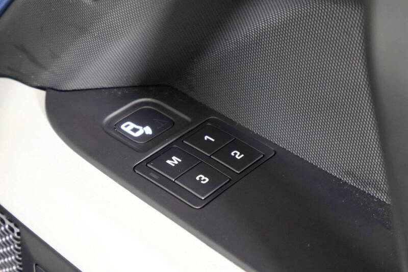 2023 Land Rover Defender 90 S