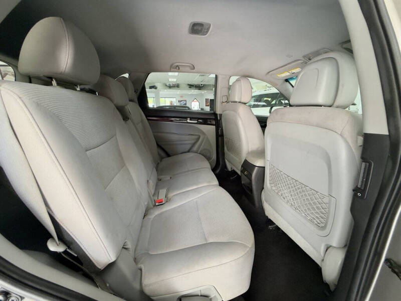 2015 Kia Sorento LX