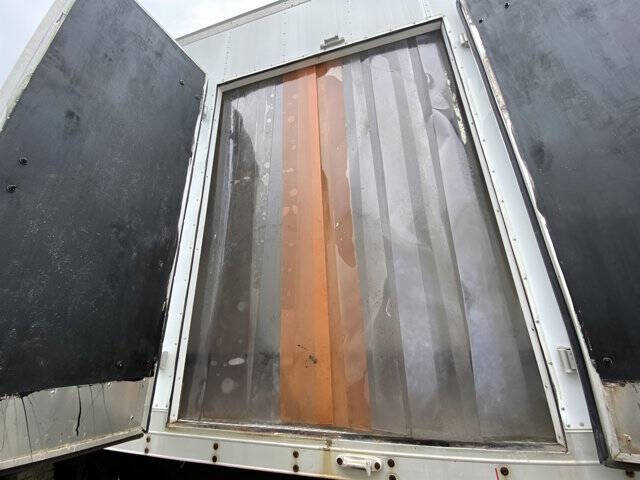 1998 Freightliner FL70