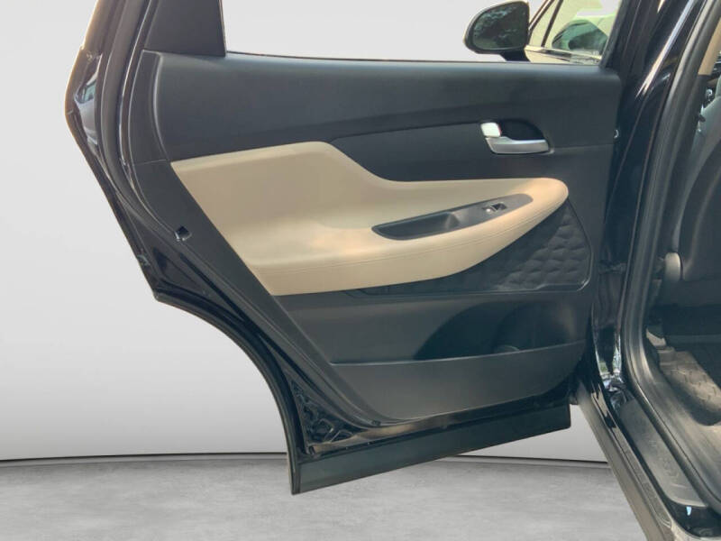 2023 Hyundai Santa Fe SE