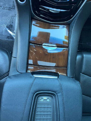 2019 Cadillac Escalade Luxury