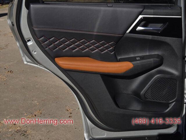 2025 Mitsubishi Outlander PHEV