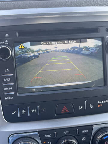 2016 GMC Acadia SLT-1