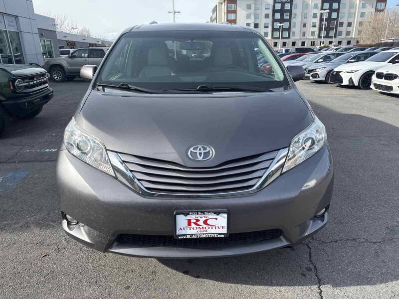 2015 Toyota Sienna
