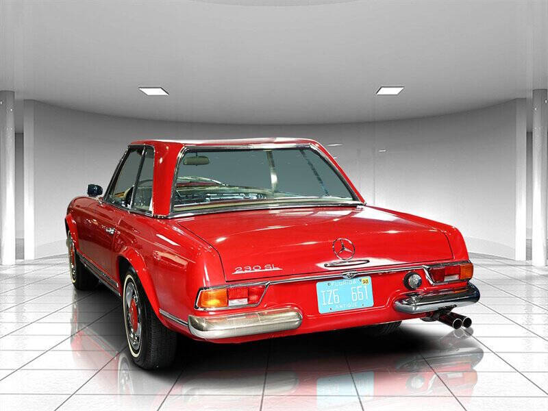 1967 Mercedes-Benz 230SL 2